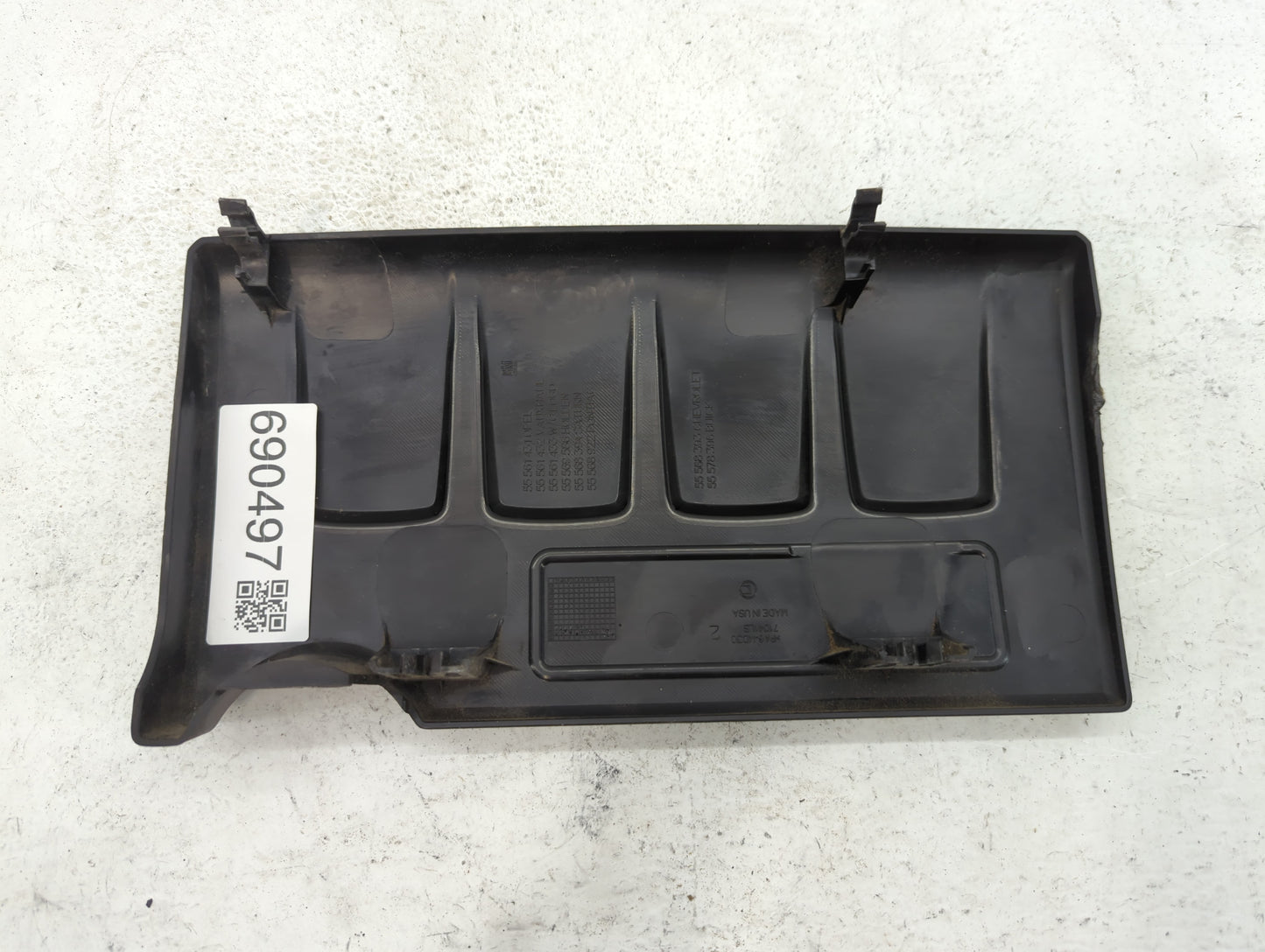 2014 Chevrolet Cruze Engine Cover - Oemusedautoparts1.com