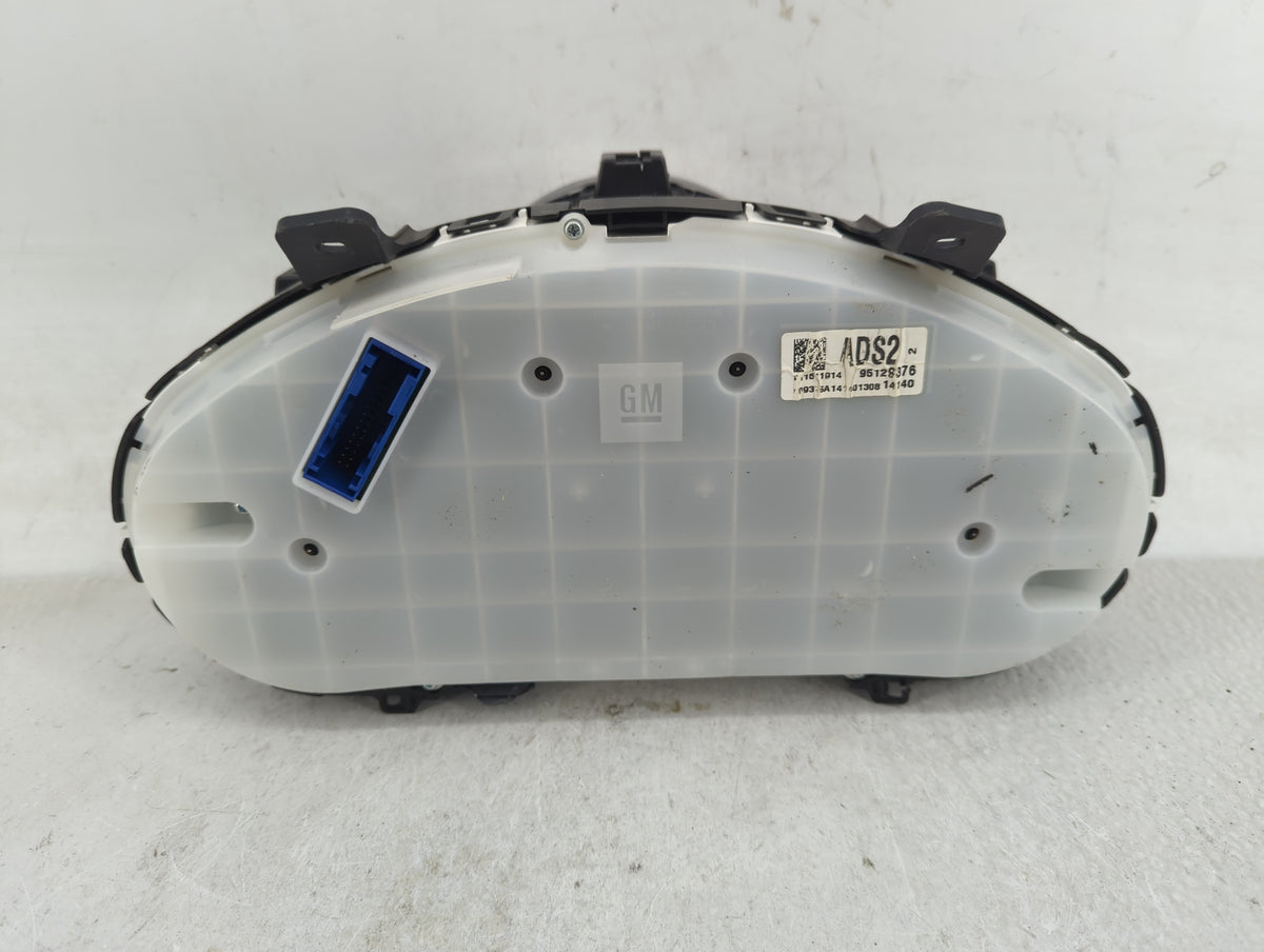 2013-2014 Chevrolet Cruze Instrument Cluster Speedometer Gauges P/N:95129376 Miles:152K Fits Fits 2013 2014 OEM Used Auto Pa