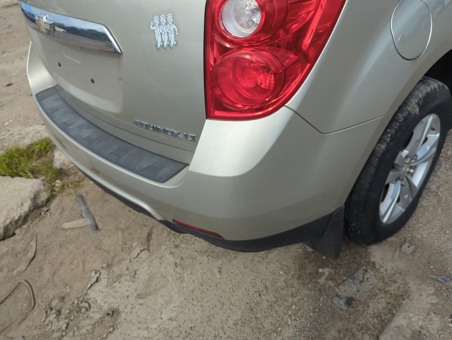 2010-2015 Chevrolet Equinox Rear Bumper Assembly Oem - Oemusedautoparts1.com