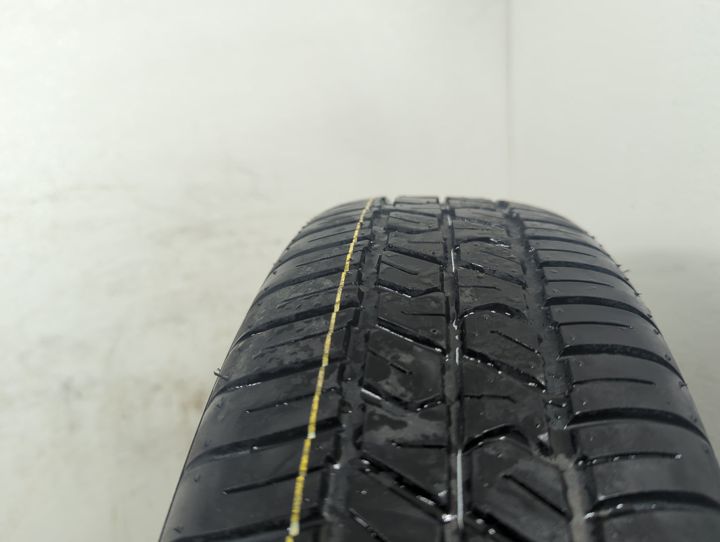 2014-2014 Chevrolet Equinox Spare Donut Tire Wheel Rim Oem 1173973 - Oemusedautoparts1.com