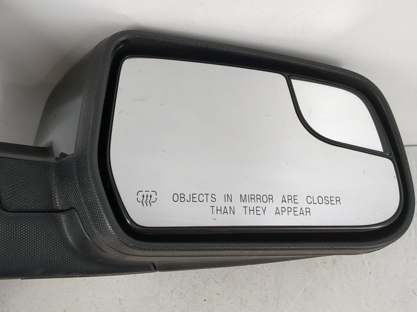 2011-2014 Chevrolet Equinox Passenger Side View Mirror - Right Door Mirror OEM Used - Oemusedautoparts1.com