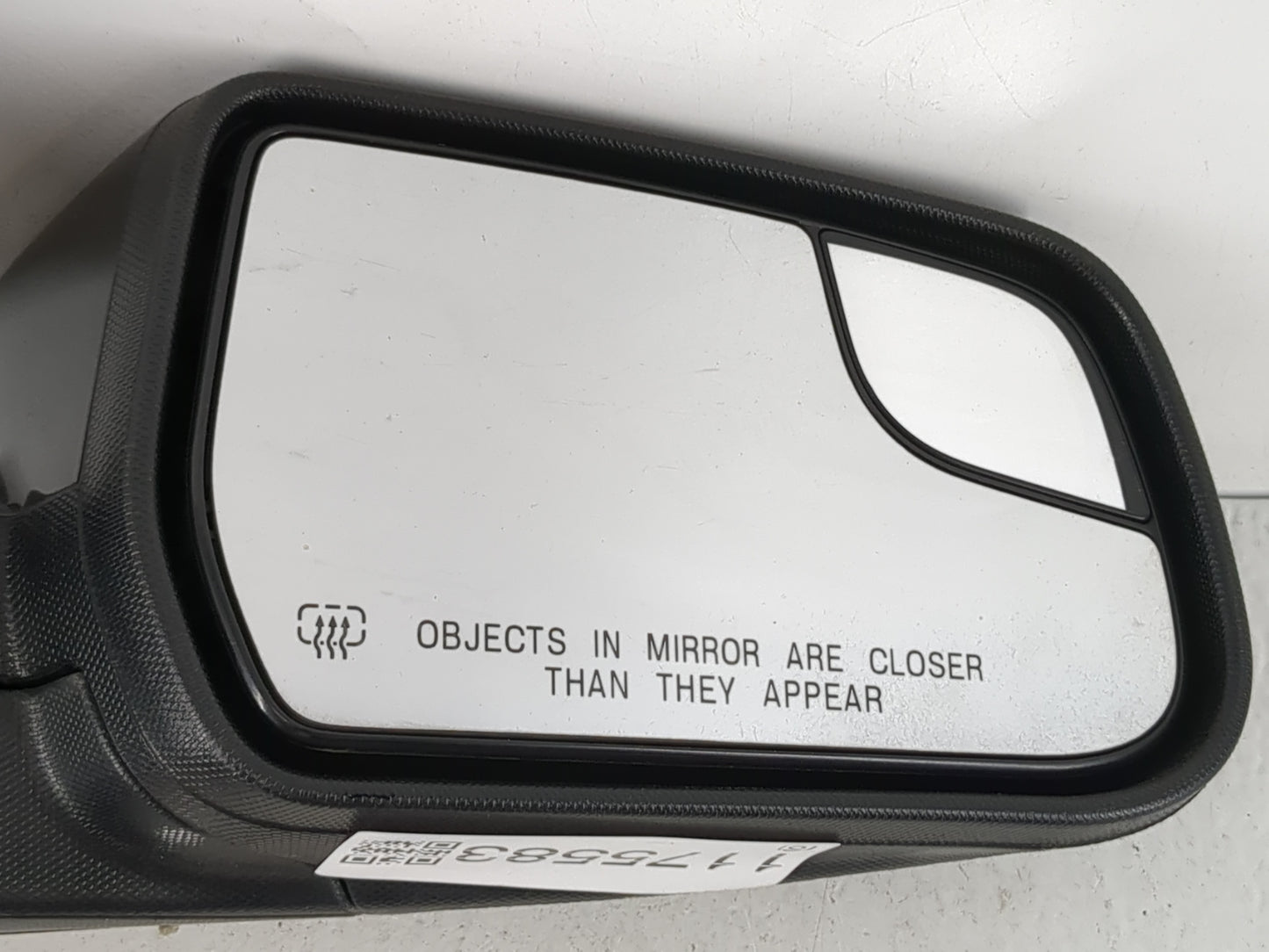 2011-2014 Chevrolet Equinox Passenger Side View Mirror - Right Door Mirror OEM Used - Oemusedautoparts1.com