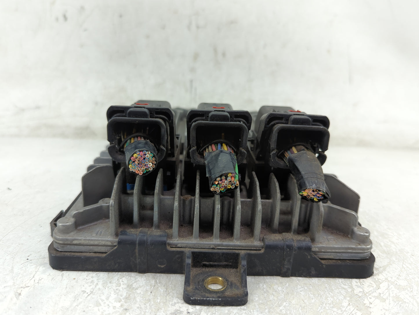 2013-2016 Chevrolet Equinox PCM Engine Control Computer ECU ECM PCU OEM P/N:77522516 Fits Fits 2013 2014 2015 2016 OEM Used