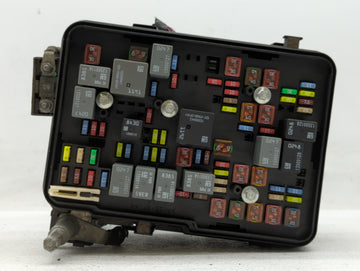 2013-2015 Chevrolet Equinox Fusebox Fuse Box Panel Relay Module P/N:22922727 22929762, 22920763 Fits Fits 2013 2014 2015 OEM Used Auto Parts