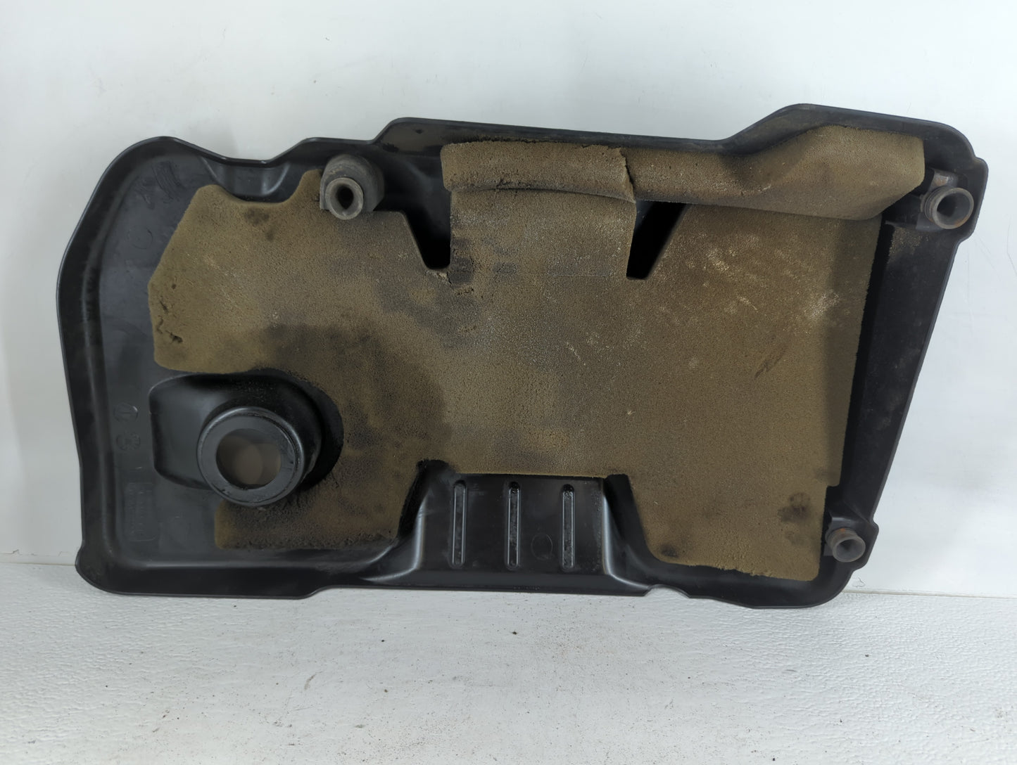 2014 Chevrolet Equinox Engine Cover - Oemusedautoparts1.com