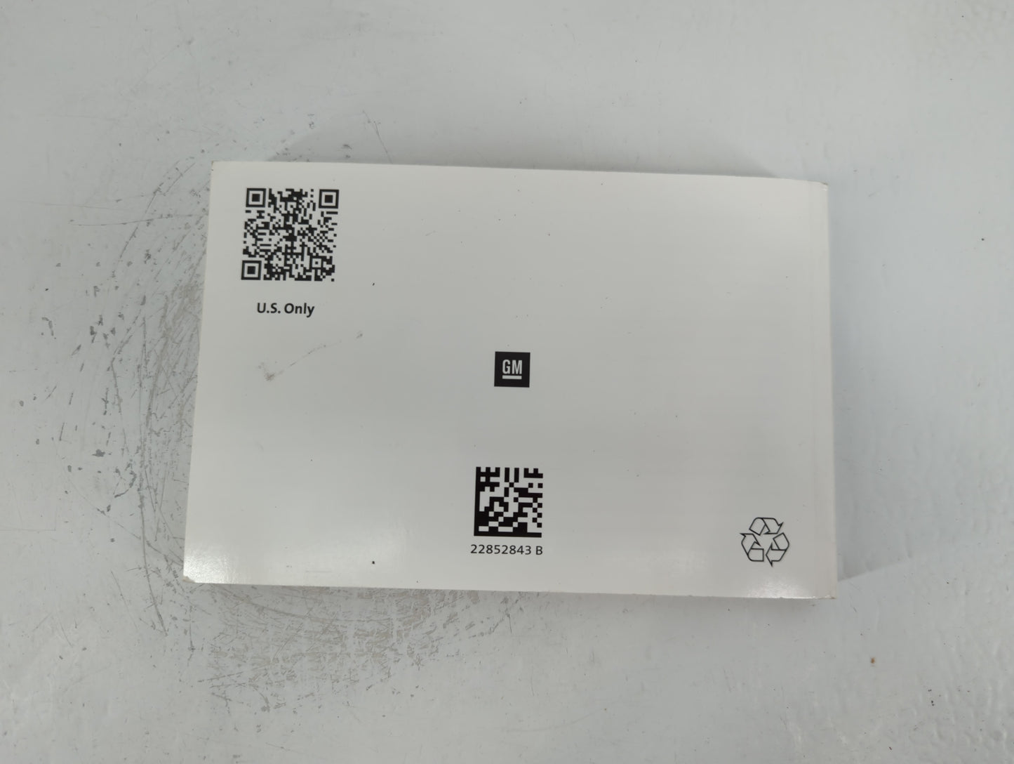 2014 Chevrolet Equinox Owners Manual Book Guide P/N:22852843 B OEM Used Auto Parts - Oemusedautoparts1.com