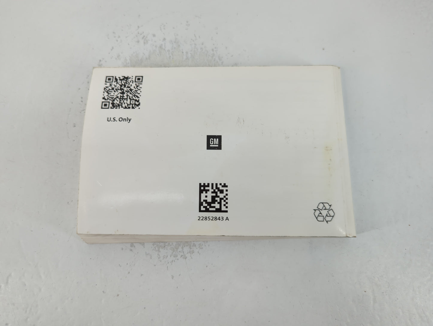 2014 Chevrolet Equinox Owners Manual Book Guide P/N:22852843 A OEM Used Auto Parts - Oemusedautoparts1.com