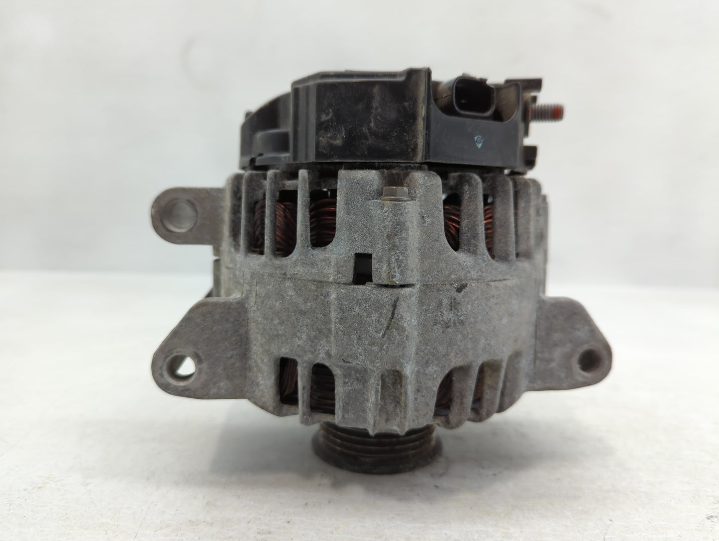 2010-2017 Chevrolet Equinox Alternator Replacement Generator Charging Assembly Engine OEM P/N:13588328 Fits OEM Used Auto Pa