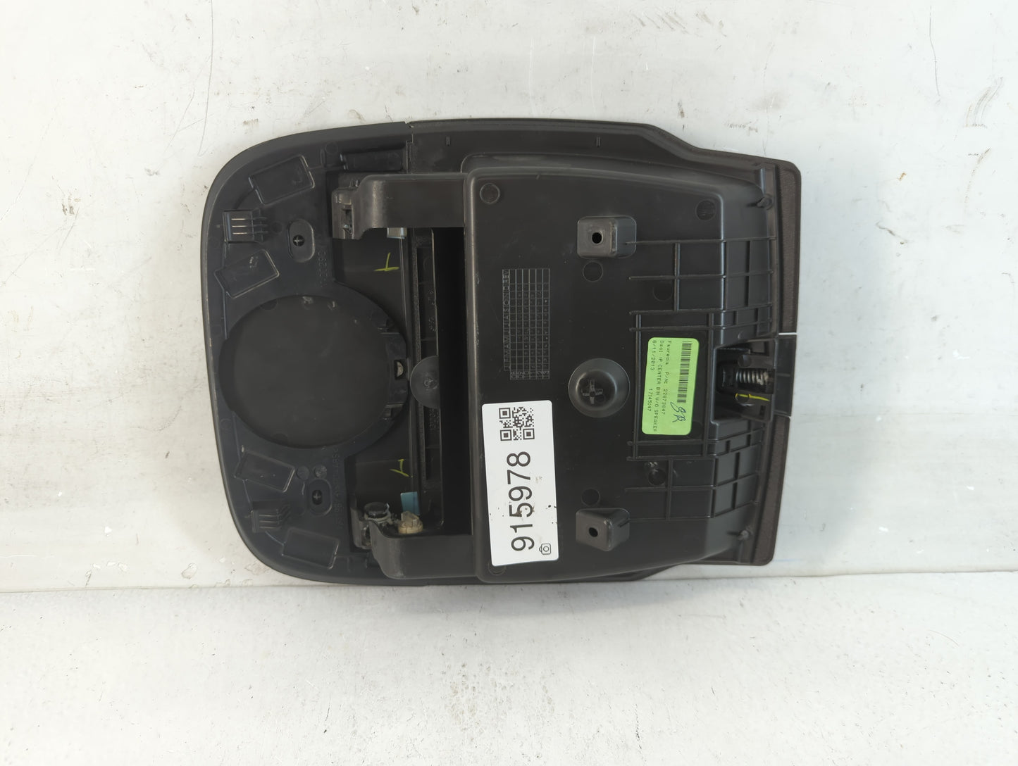 2014-2017 Chevrolet Equinox Overhead Roof Console 915978 - Oemusedautoparts1.com