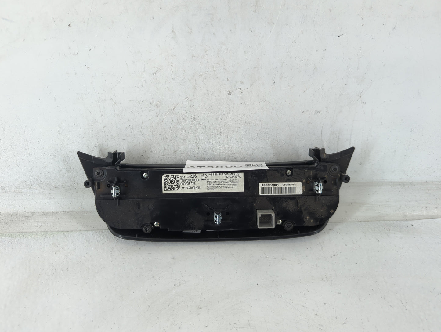 2014 Chevrolet Impala Climate Control Module Temperature AC/Heater Replacement P/N:23113226 Fits OEM Used Auto Parts - Oemus