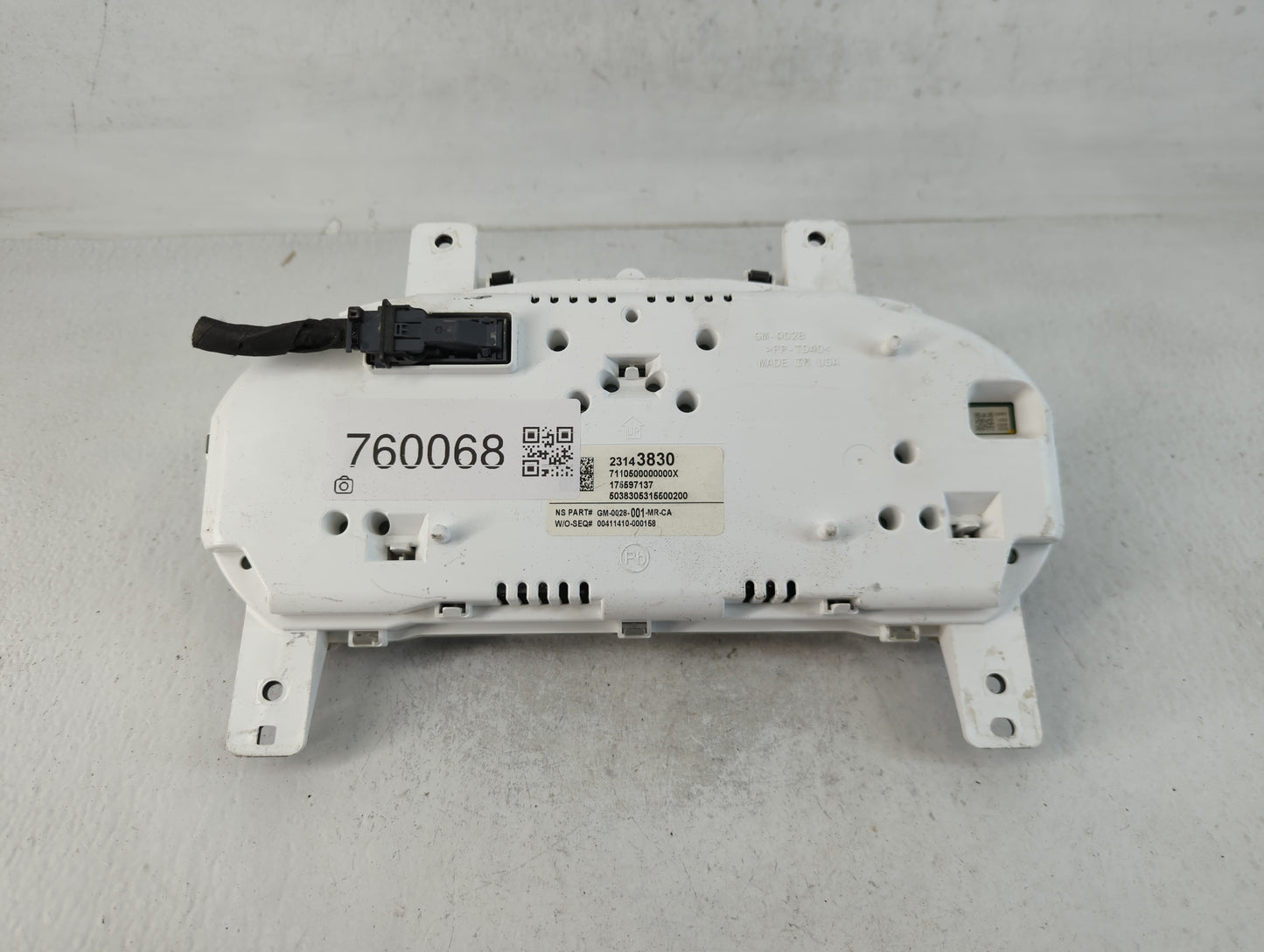 2014 Chevrolet Impala Instrument Cluster Speedometer Gauges P/N:23143830 Fits OEM Used Auto Parts - Oemusedautoparts1.com