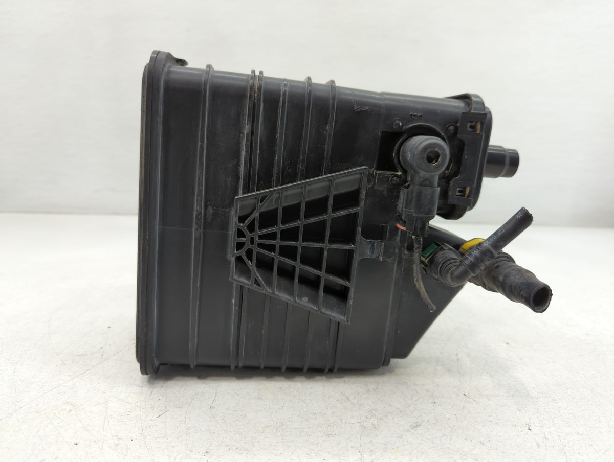 2014 Chevrolet Impala Fuel Vapor Charcoal Canister 761763 - Oemusedautoparts1.com