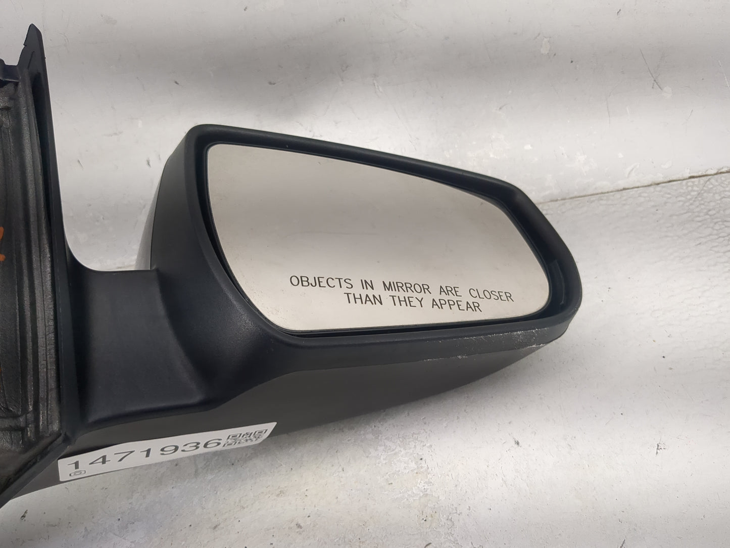 2014-2016 Chevrolet Malibu Passenger Side View Mirror - Right Door Mirror OEM Used - Oemusedautoparts1.com
