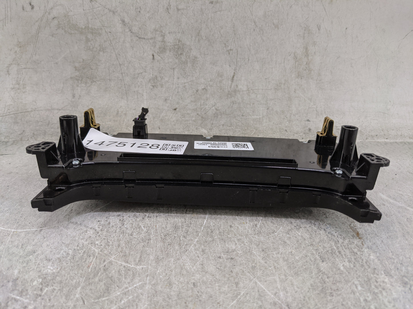 2014-2016 Chevrolet Malibu Climate Control Module Temperature AC/Heater Replacement P/N:23168353 545290509 Fits OEM Used Aut