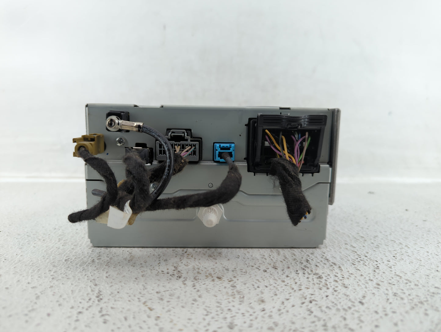 2014-2016 Chevrolet Malibu Am Fm Cd Player Radio Receiver - Oemusedautoparts1.com