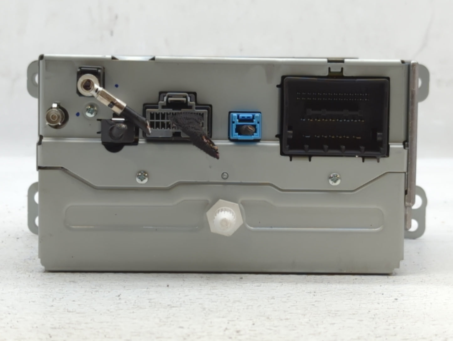 2014-2016 Chevrolet Malibu Am Fm Cd Player Radio Receiver - Oemusedautoparts1.com