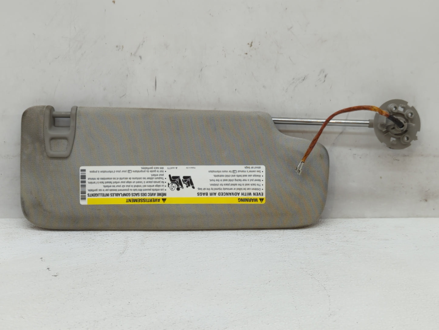 2013-2016 Chevrolet Malibu Sun Visor Shade Replacement Driver Left Mirror Fits Fits 2013 2014 2015 2016 OEM Used Auto Parts