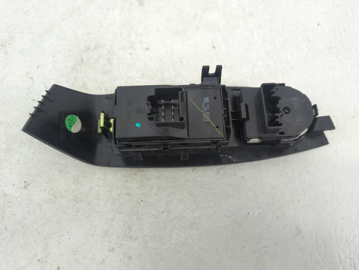 2013-2016 Chevrolet Malibu Master Power Window Switch Replacement Driver Side Left Fits OEM Used Auto Parts - Oemusedautopar