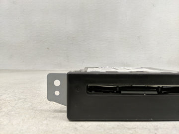 2014 Chevrolet Silverado 1500 Radio AM FM Cd Player Receiver Replacement P/N:812425551 13590747 Fits Fits 2013 2015 OEM Used Auto Parts