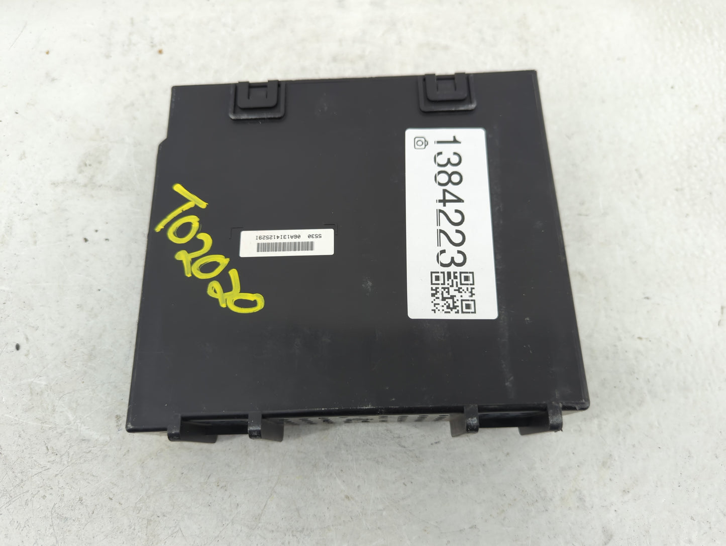 2014 Chevrolet Silverado 1500 Radio AM FM Cd Player Receiver Replacement P/N:13591992 Fits Fits 2013 2015 OEM Used Auto Part