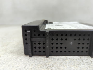 2014 Chevrolet Silverado 1500 Radio AM FM Cd Player Receiver Replacement P/N:13592715 Fits OEM Used Auto Parts