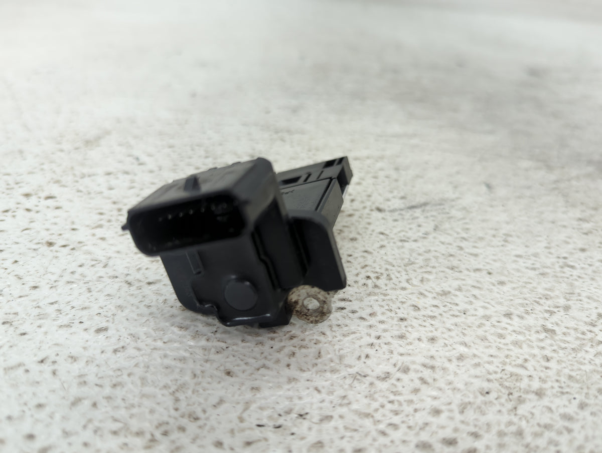 2014-2019 Chevrolet Silverado 1500 Mass Air Flow Meter Maf Sensor 1487858 - Oemusedautoparts1.com