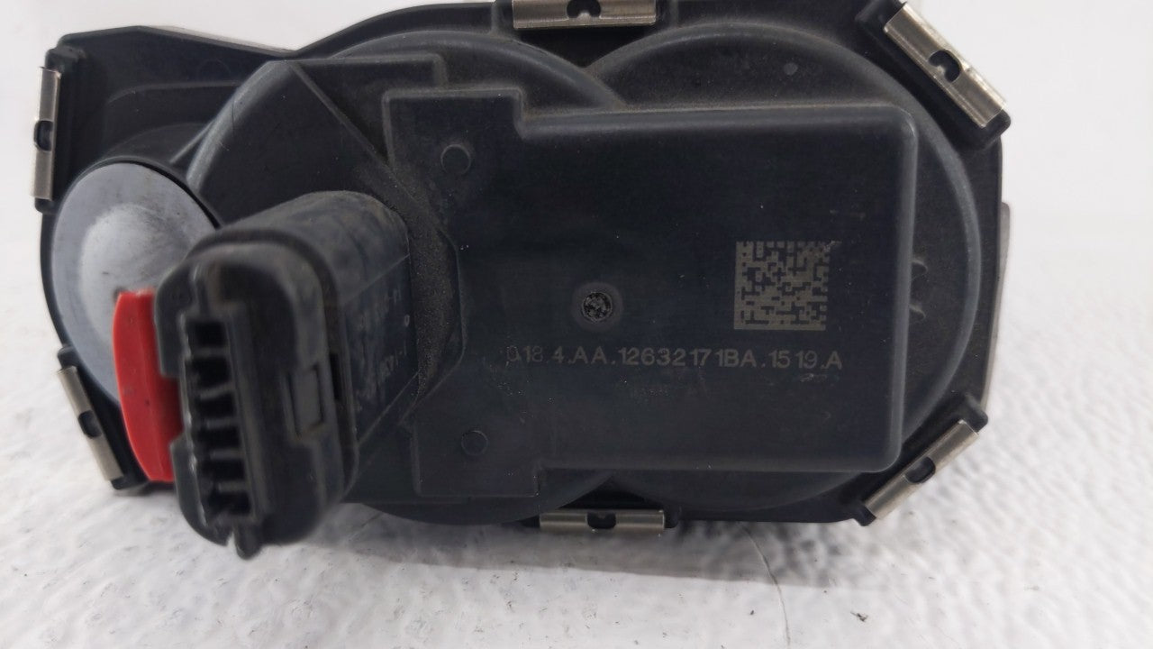 2014-2015 Chevrolet Silverado 1500 Throttle Body P/N:12632171BA Fits Fits 2014 2015 OEM Used Auto Parts - Oemusedautoparts1.