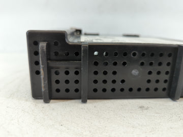 2014 Chevrolet Silverado 1500 Radio AM FM Cd Player Receiver Replacement P/N:13592804 Fits Fits 2013 2015 OEM Used Auto Parts