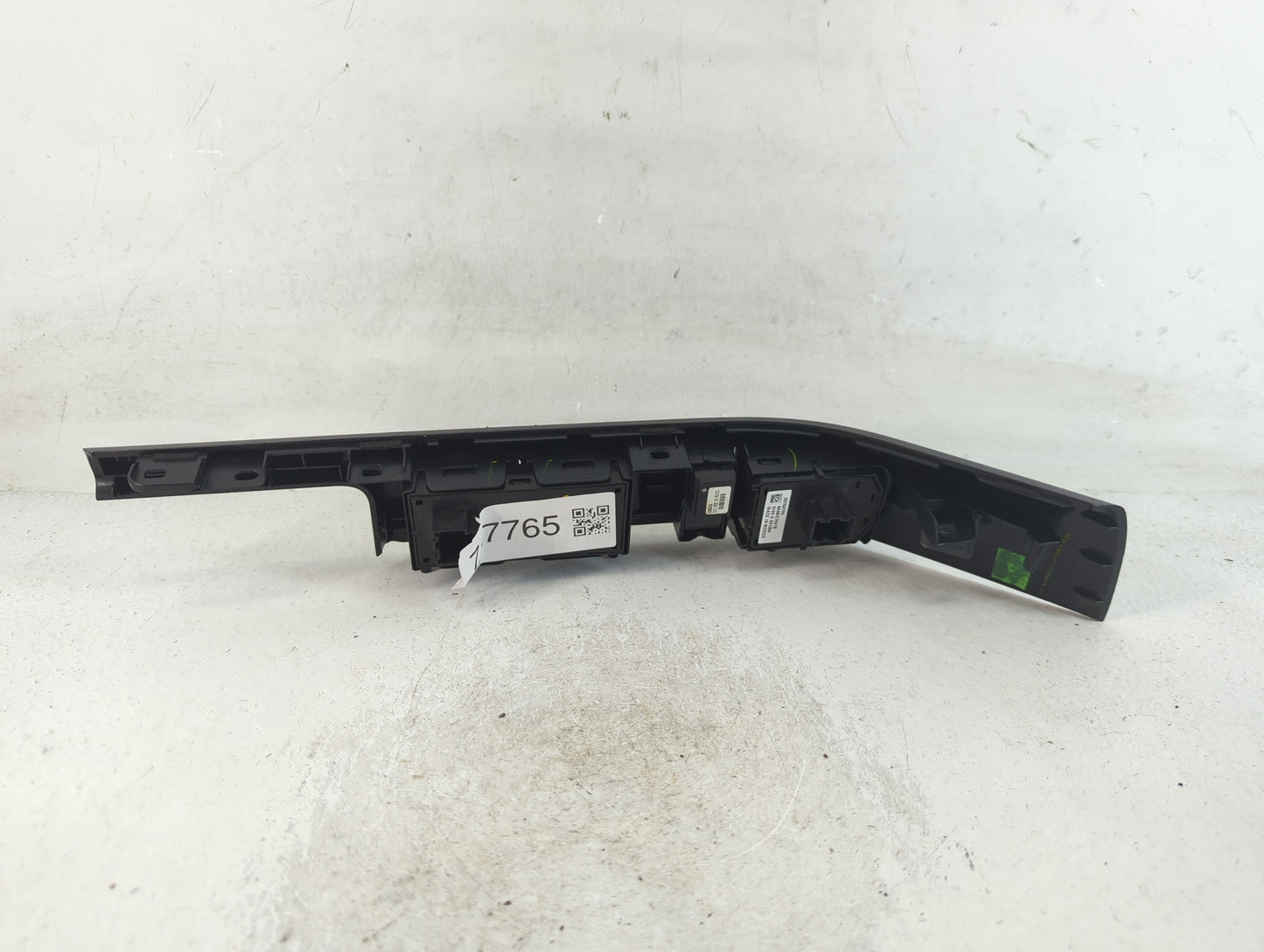 2014-2019 Chevrolet Silverado 1500 Master Power Window Switch Replacement Driver Side Left P/N:23154700 Fits OEM Used Auto P