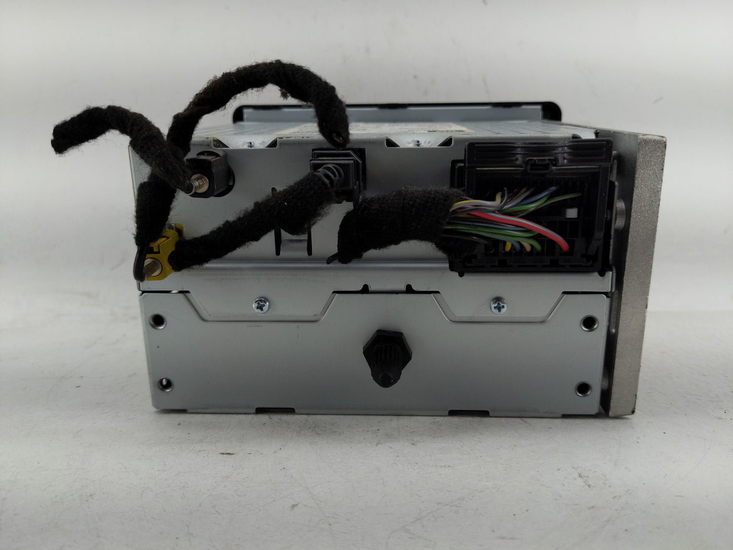 2014 Chevrolet Sonic Radio AM FM Cd Player Receiver Replacement P/N:95365926 Fits OEM Used Auto Parts - Oemusedautoparts1.co