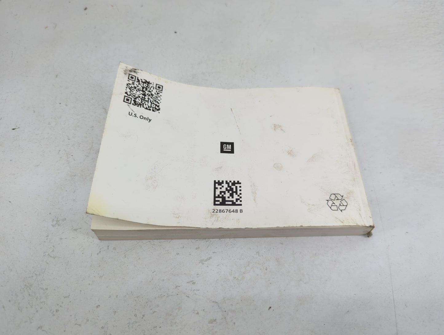 2014 Chevrolet Sonic Owners Manual Book Guide P/N:22867648 OEM Used Auto Parts - Oemusedautoparts1.com