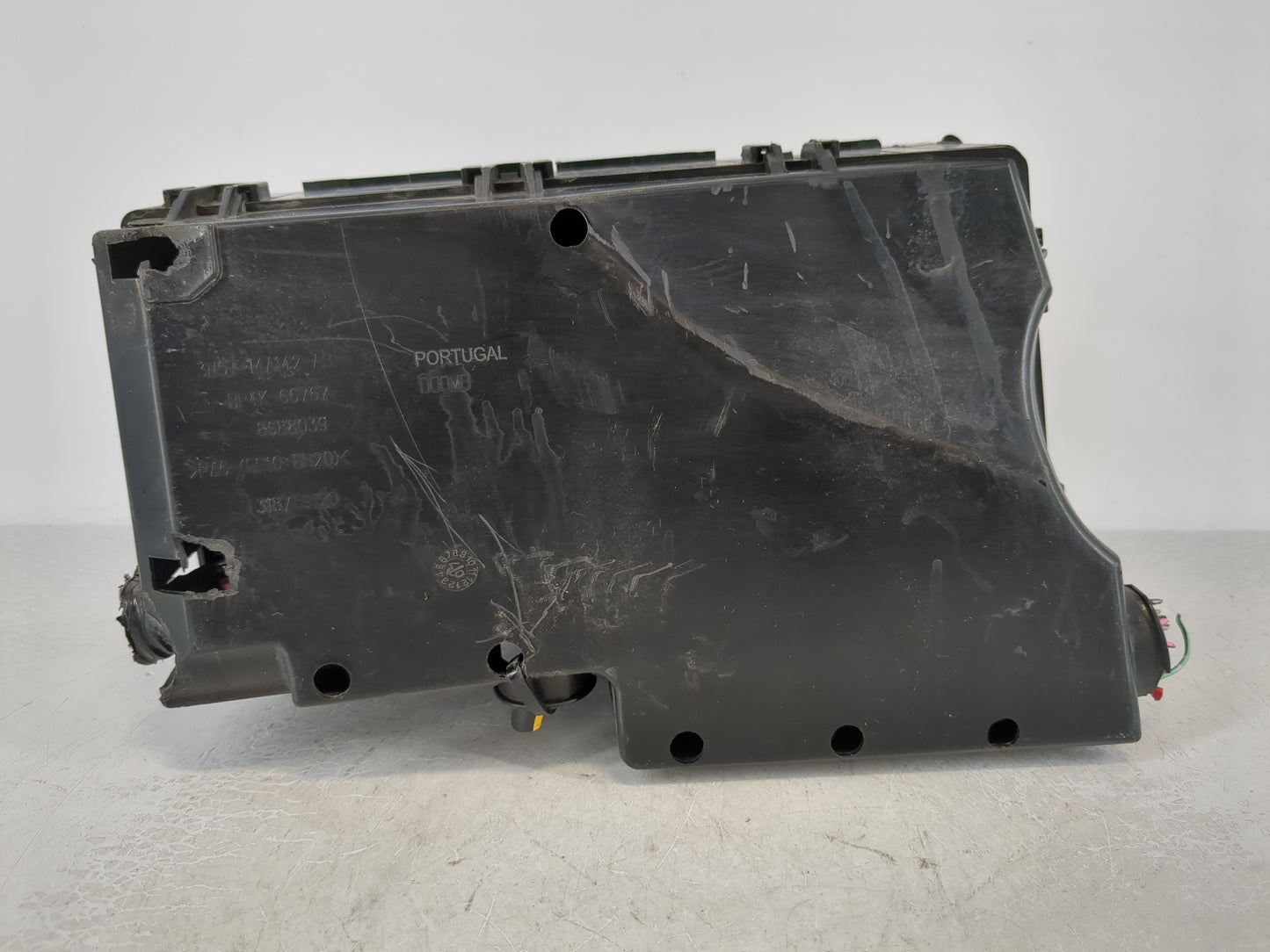 2014 Chevrolet Spark Fusebox Fuse Box Panel Relay Module P/N:518818109 Fits OEM Used Auto Parts - Oemusedautoparts1.com