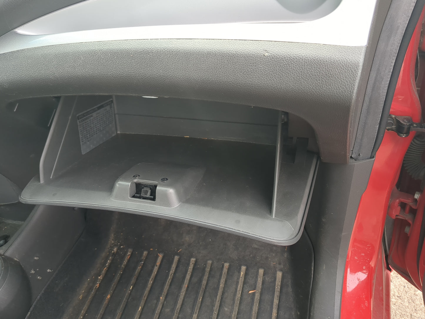2014 Chevrolet Spark Passenger Glove Box Door Storage Compartment - Oemusedautoparts1.com