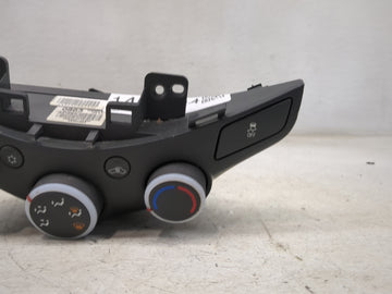 2013-2015 Chevrolet Spark Climate Control Module Temperature AC/Heater Replacement P/N:08634D110460 95390863 Fits OEM Used Auto Parts