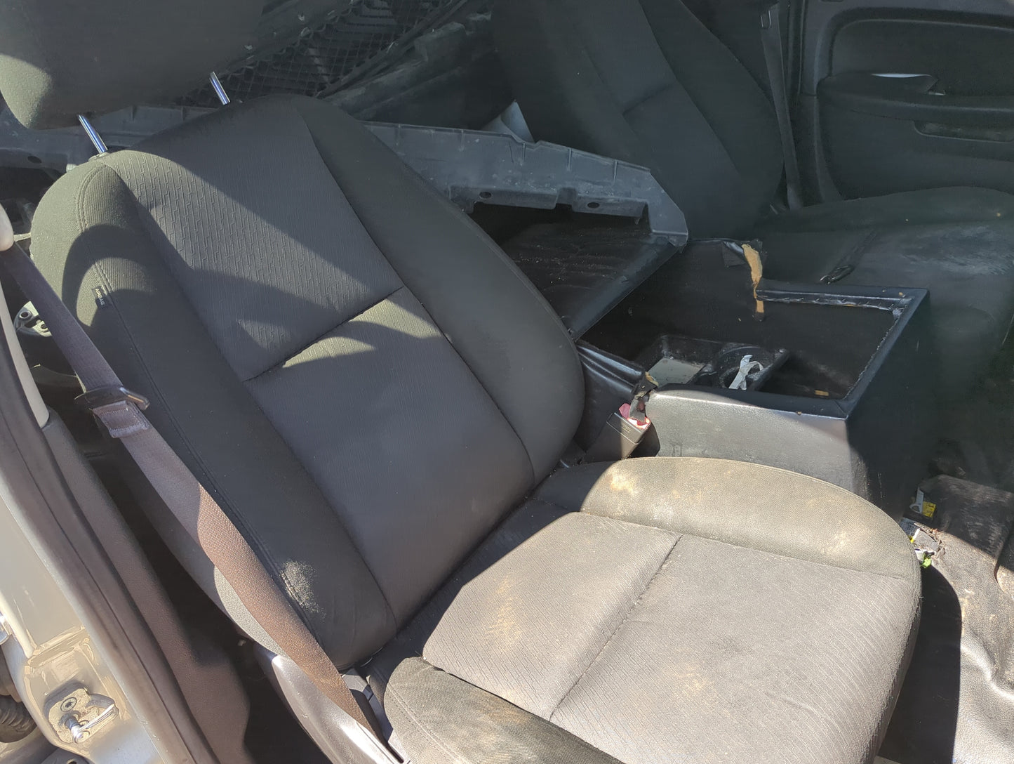 2012-2014 Chevrolet Tahoe Passenger Front Seat Oem - Oemusedautoparts1.com