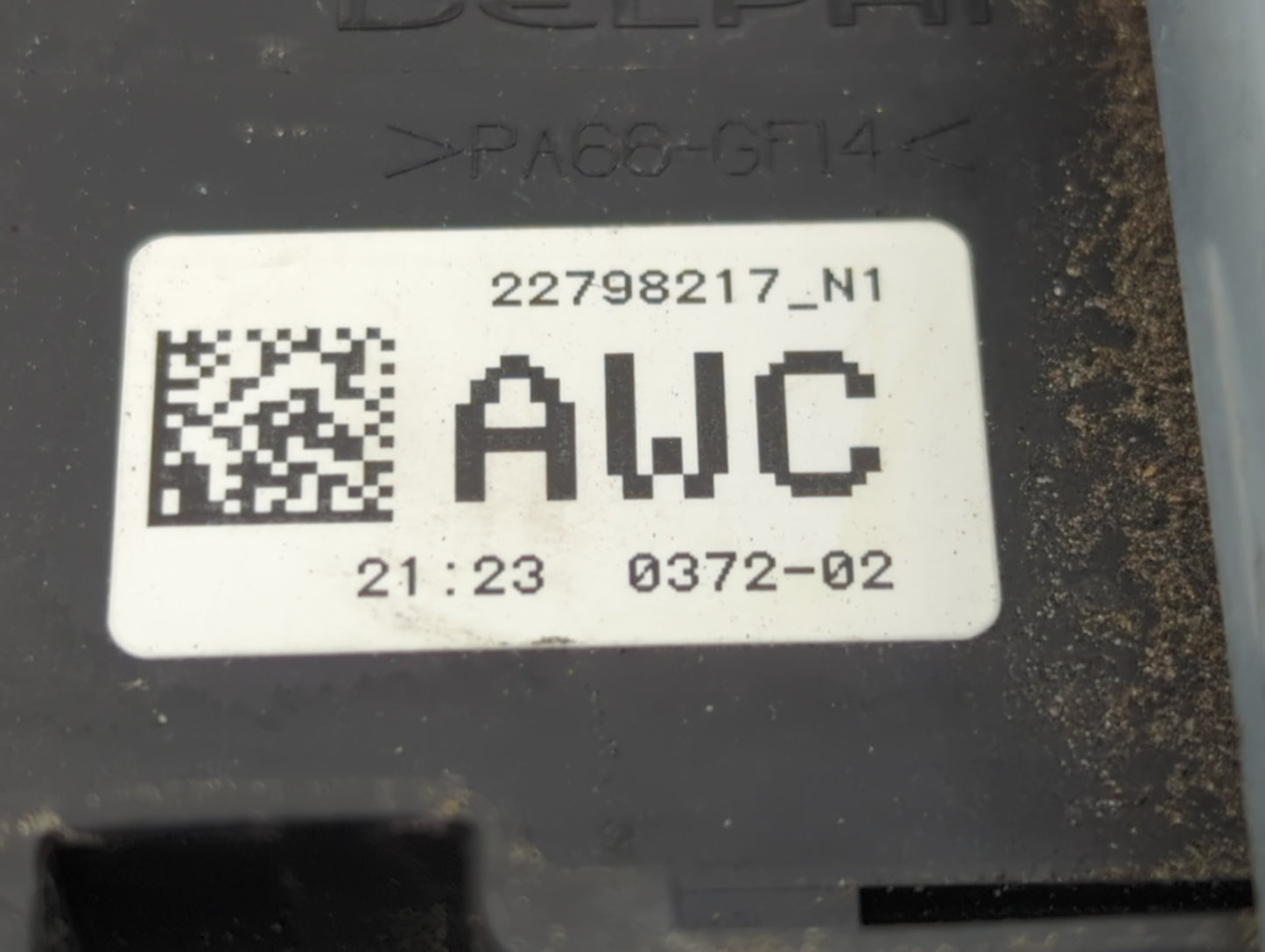 2010-2014 Chevrolet Tahoe Fusebox Fuse Box Panel Relay Module P/N:22798217 Fits Fits 2010 2011 2012 2013 2014 OEM Used Auto
