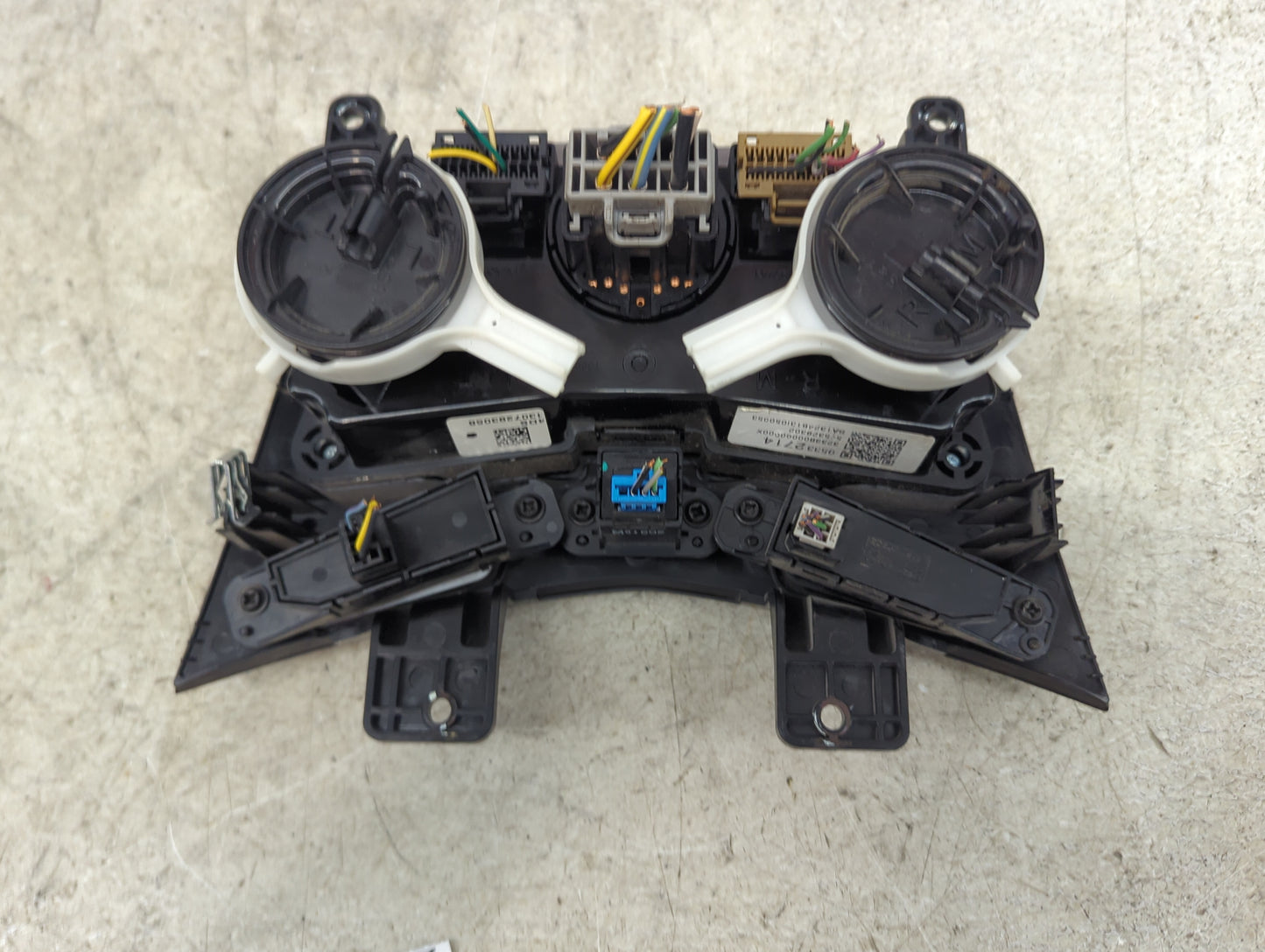 2013-2014 Chevrolet Trax Climate Control Module Temperature AC/Heater Replacement P/N:95332714 323980000000X Fits Fits 2013