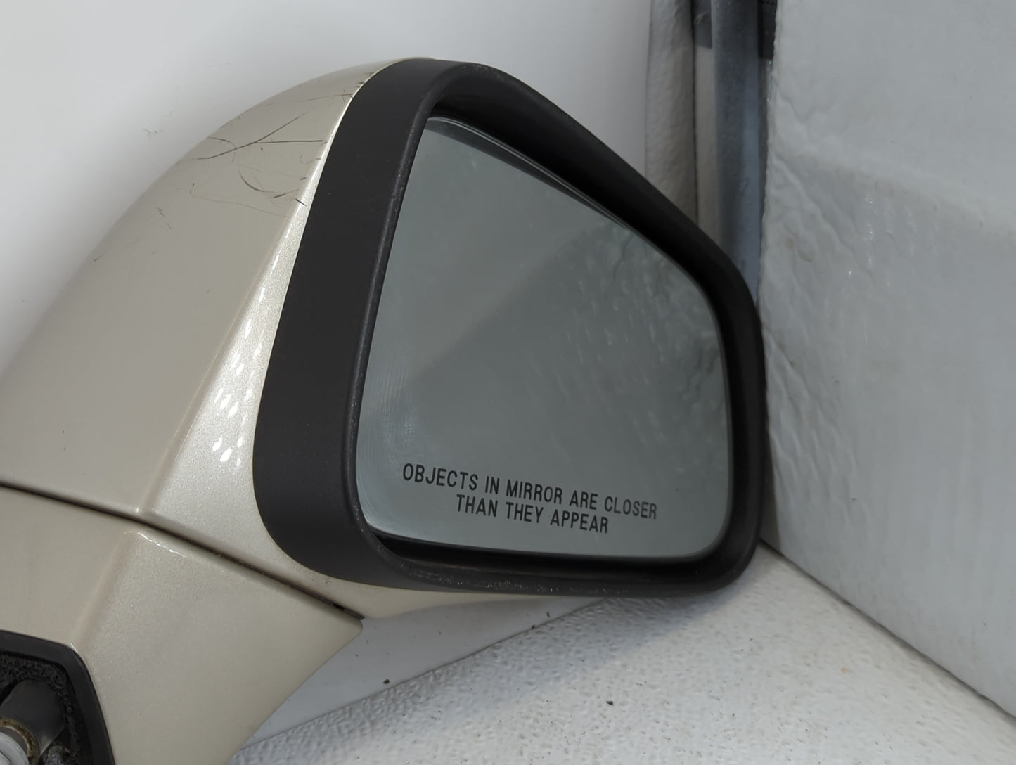 2013-2014 Chevrolet Trax Driver Side View Mirror - Left Door Mirror OEM Used - Oemusedautoparts1.com