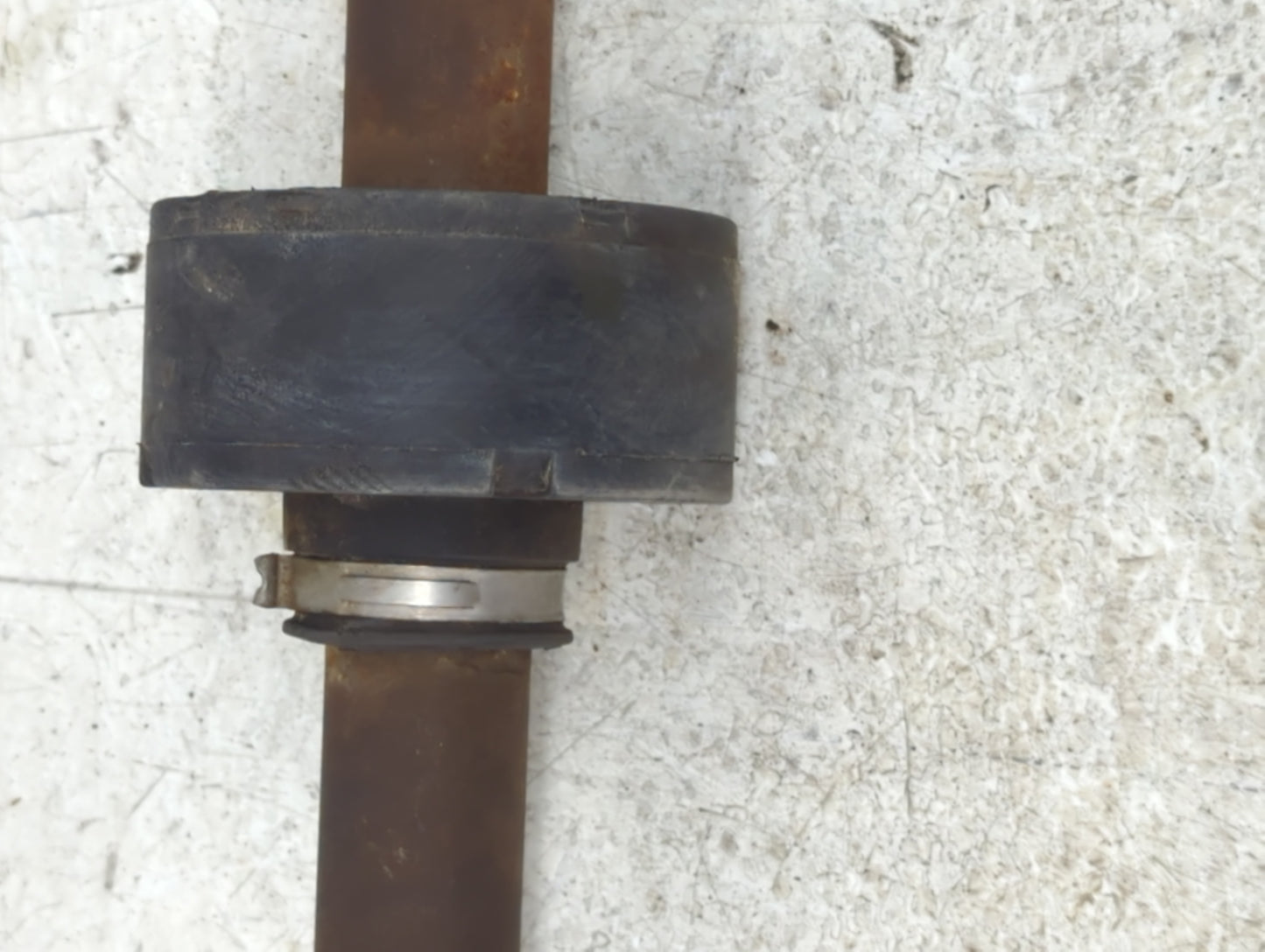 2011-2014 Chrysler 200 Axle Shaft Front Driver Cv C/v - Oemusedautoparts1.com