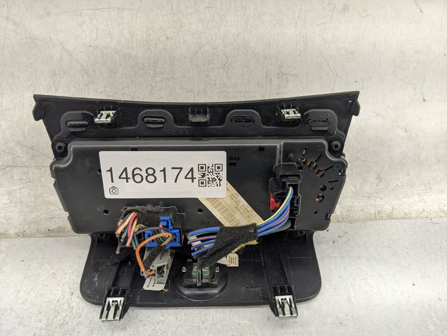 2011-2014 Chrysler 200 Climate Control Module Temperature AC/Heater Replacement Fits Fits 2010 2011 2012 2013 2014 OEM Used
