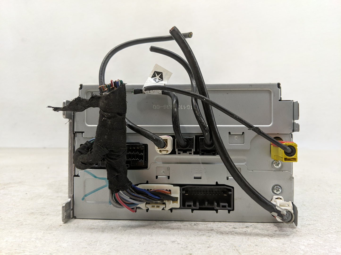 2014 Chrysler 300 Radio AM FM Cd Player Receiver Replacement P/N:P68210554AH Fits OEM Used Auto Parts - Oemusedautoparts1.co