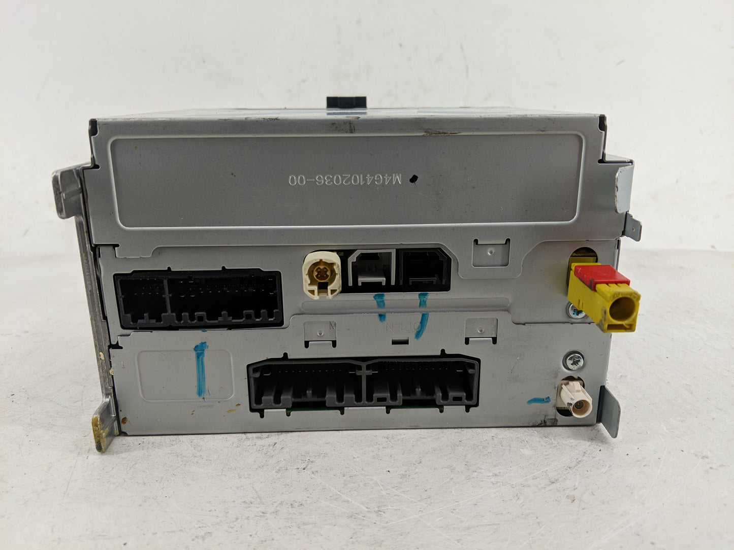 2014 Chrysler 300 Radio AM FM Cd Player Receiver Replacement P/N:P68210553AE Fits OEM Used Auto Parts - Oemusedautoparts1.co
