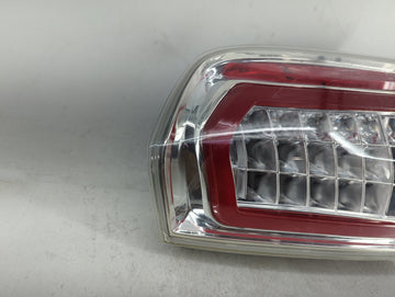 2013-2014 Chrysler 300 Tail Light Assembly Passenger Right OEM P/N:CS411-BUWR2-SS Fits Fits 2013 2014 OEM Used Auto Parts