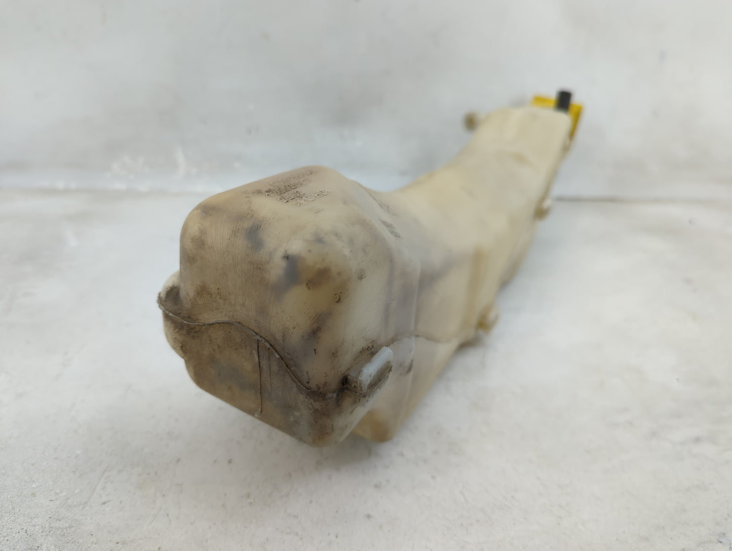 Town And Country Radiator Coolant Overflow Expansion Tank Bottle 1459259 - Oemusedautoparts1.com