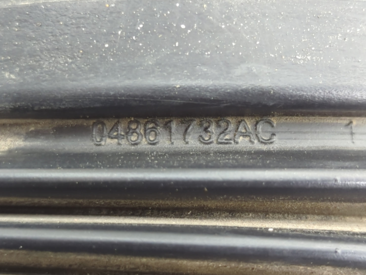 2014 Chrysler Town & Country Air Cleaner Intake Duct Hose Tube - Oemusedautoparts1.com