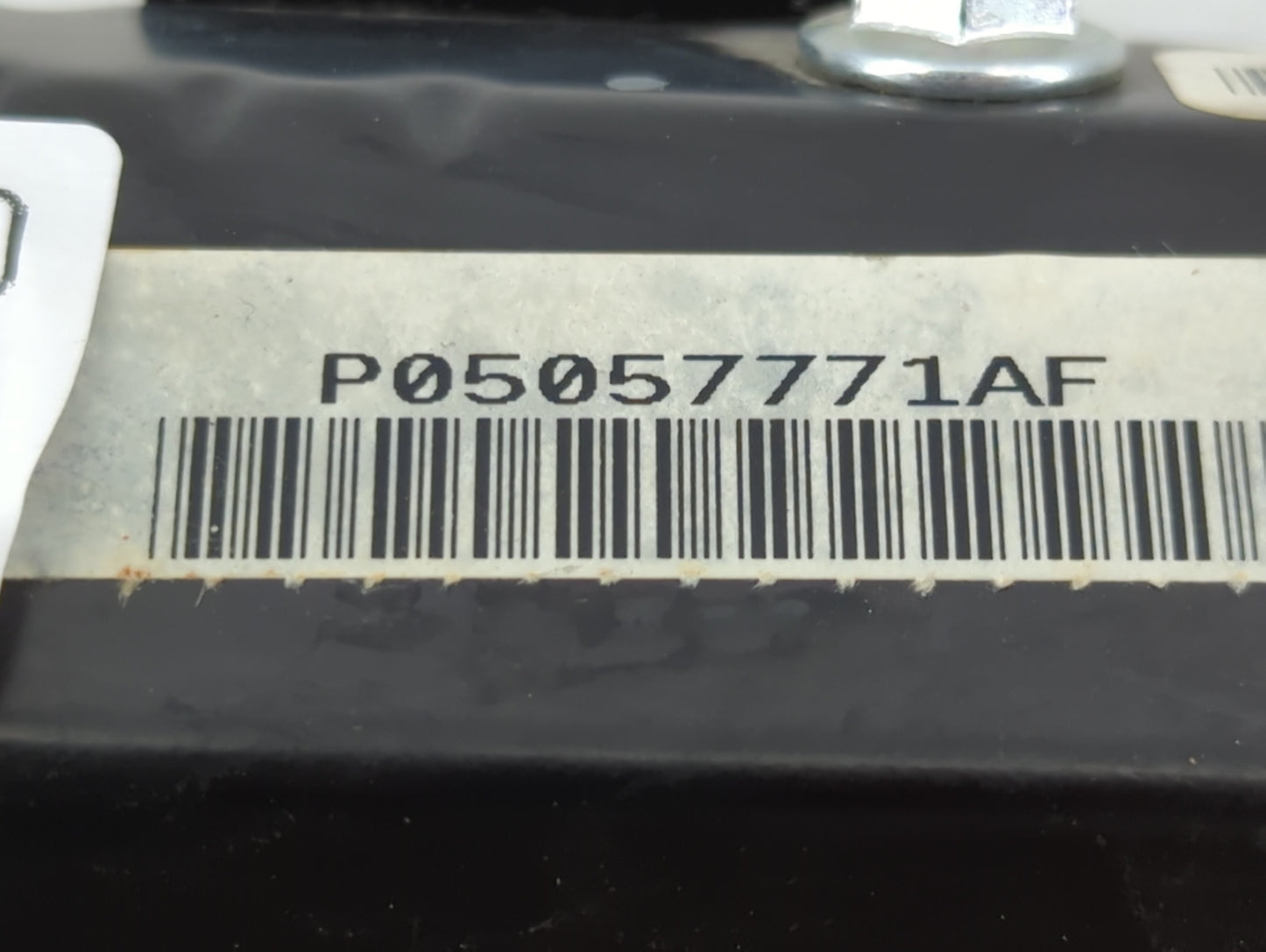 2014-2016 Chrysler Town & Country Air Bag Driver Left Knee OEM P/N:P05057771AF Fits Fits 2014 2015 2016 2017 2018 OEM Used A