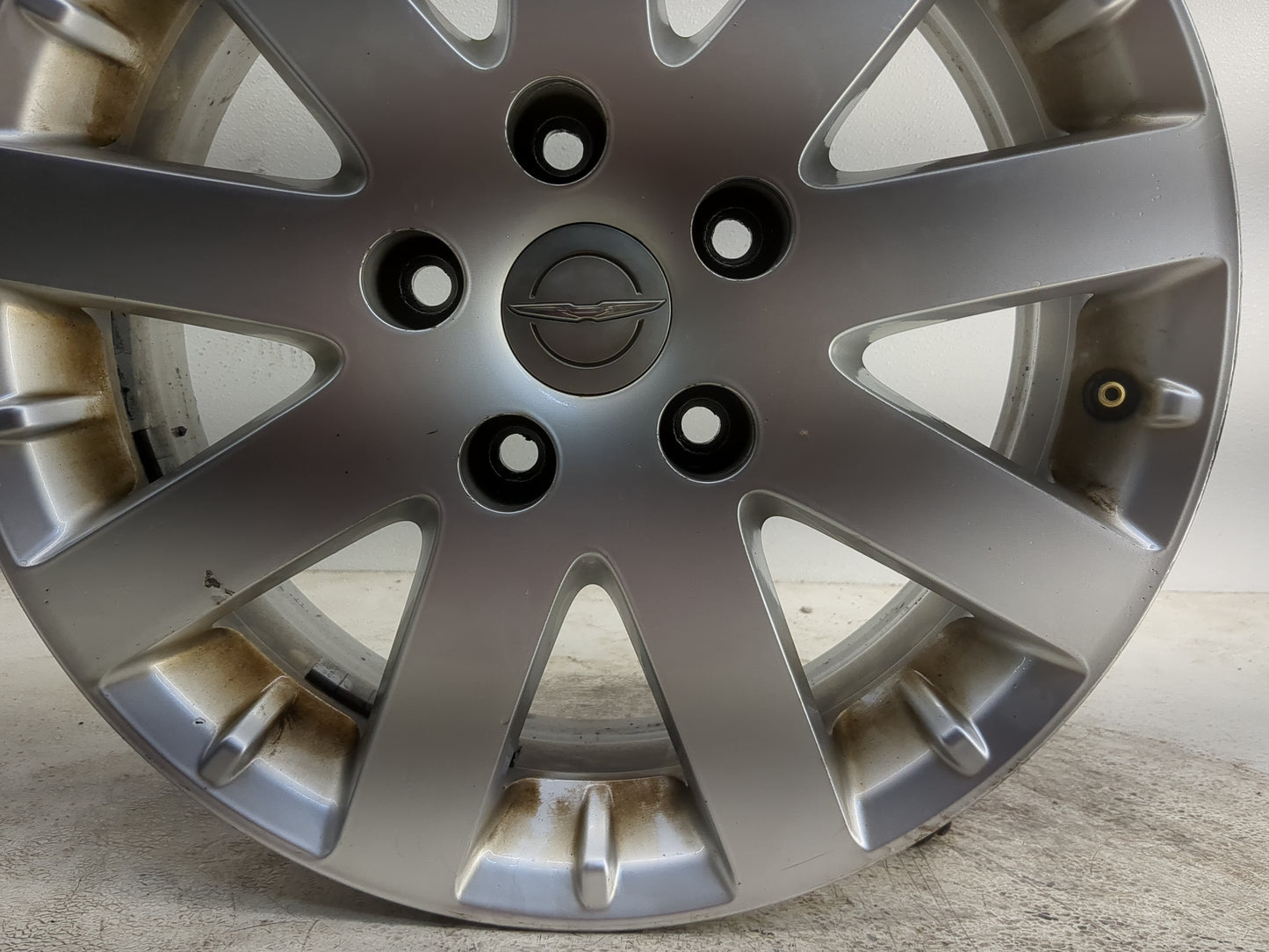 2011-2016 Chrysler Town & Country Oem Wheel Rim - Oemusedautoparts1.com