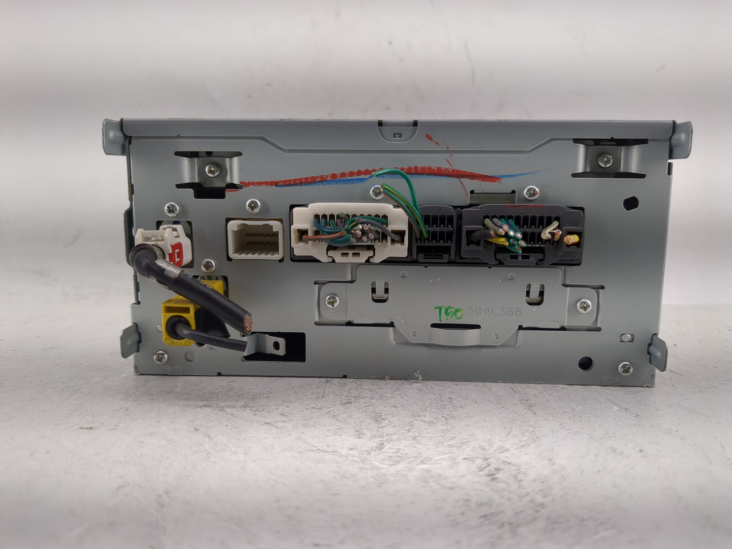 2012-2016 Chrysler Town & Country Radio AM FM Cd Player Receiver Replacement P/N:P05091327AE Fits OEM Used Auto Parts - Oemu