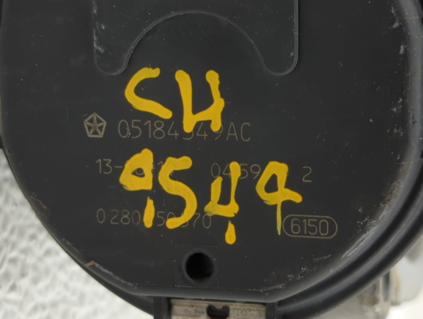 2011-2016 Chrysler Town & Country Throttle Body P/N:05184349AF 05184349AD Fits Fits 2011 2012 2013 2014 2015 2016 2017 2018