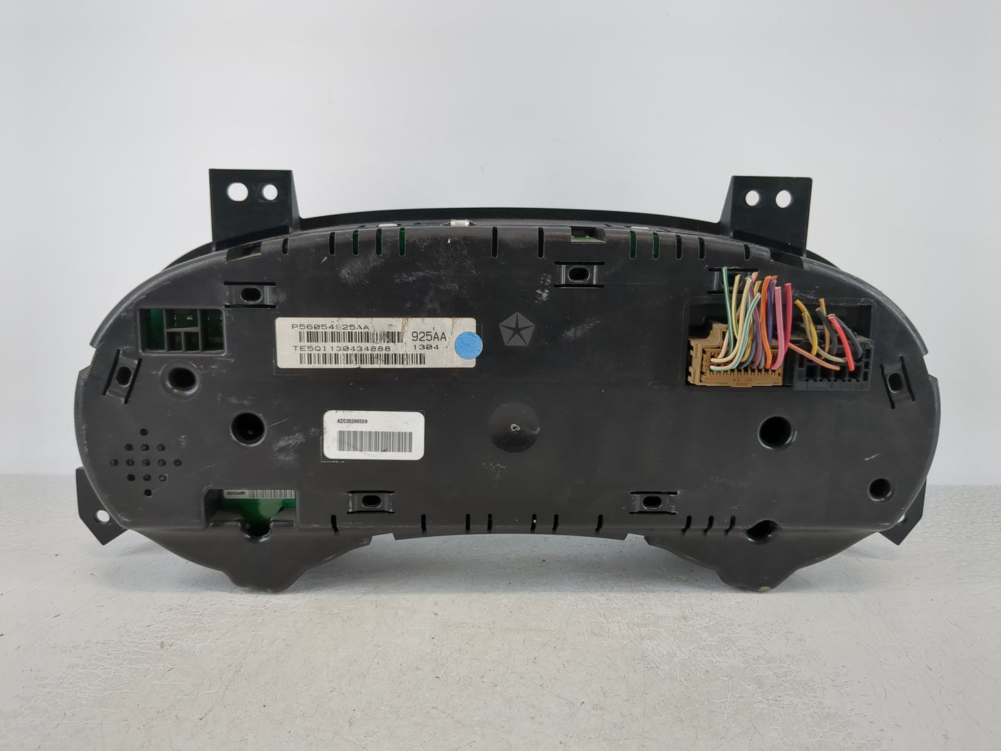 2014 Chrysler Town & Country Instrument Cluster Speedometer Gauges Fits OEM Used Auto Parts - Oemusedautoparts1.com